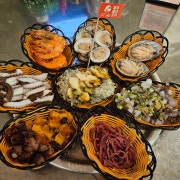 해산물 한상 8종세트! 메뉴 사진(네이버)