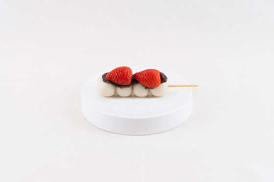 🍓딸기 당고 메뉴 사진(네이버)