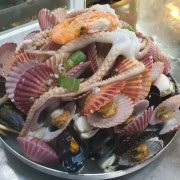 조개해물전골 (2~4인분) 메뉴 사진(네이버)