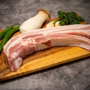 뼈삼겹 2인분 540g 메뉴 사진(네이버)