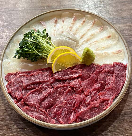 대광어사시미+한우뭉티기 메뉴 사진(네이버)