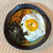 고기듬뿍 김볶밥 메뉴 사진(네이버)