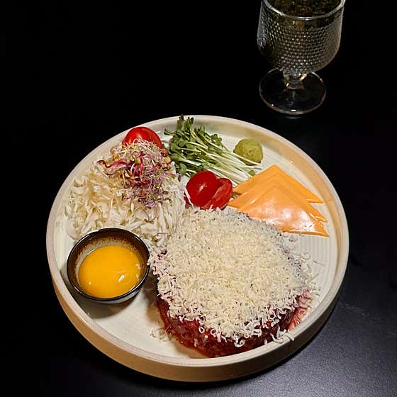 한우육회 메뉴 사진(네이버)
