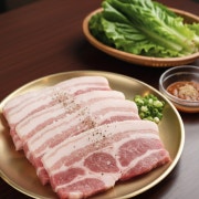 한돈 삼겹살 200g 메뉴 사진(네이버)