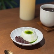 말차 팥알 푸딩 메뉴 사진(네이버)