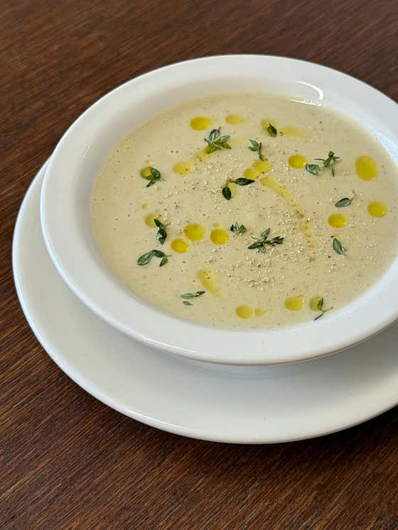 Cauliflower soup 메뉴 사진(네이버)