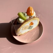 생과일 롤케이크 메뉴 사진(네이버)