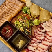 문어 보쌈 삼합 메뉴 사진(네이버)