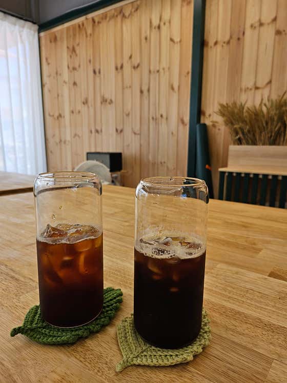 아메리카노(HOT / ICE) 메뉴 사진(네이버)