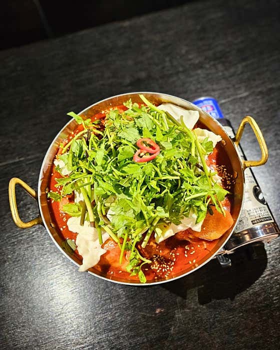 미나리 닭볶음탕 메뉴 사진(네이버)