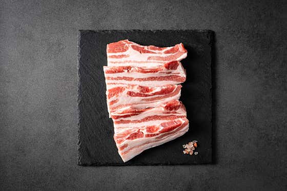 숙성고기ㆍ웻에이징 특삼겹 100g🐷 메뉴 사진(네이버)