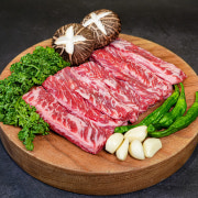 14일 숙성 소갈비살(150g) 메뉴 사진(네이버)