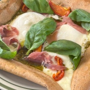 BasilBurrata Galette 메뉴 사진(네이버)