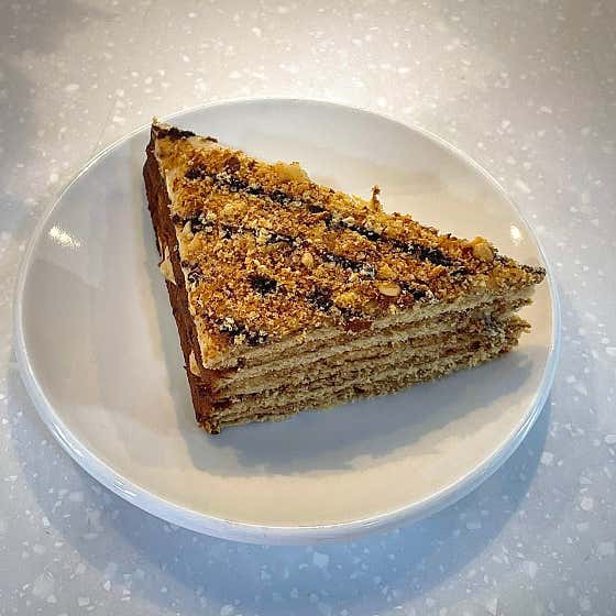 월넛 or 카카오 말렌카 케이크 메뉴 사진(네이버)