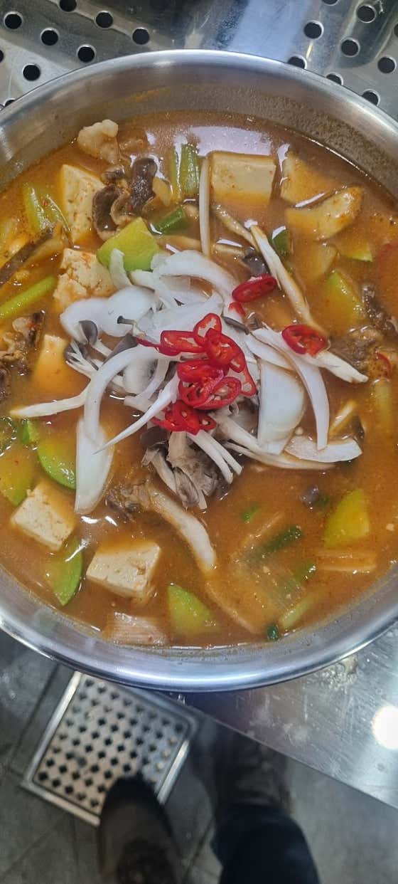 애호박 사태찌개 메뉴 사진(네이버)