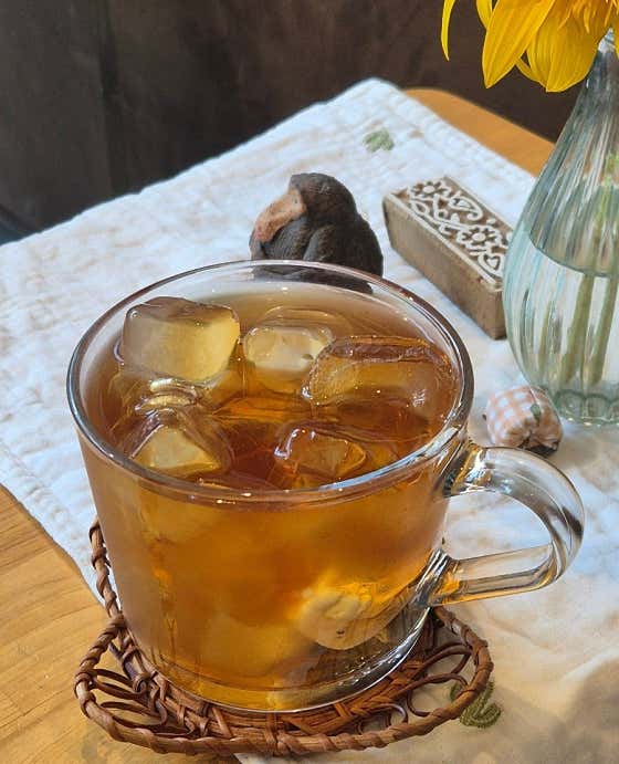 벚꽃아래서 (체리,홍차) 메뉴 사진(네이버)