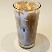 수제바닐라빈라떼 메뉴 사진(네이버)