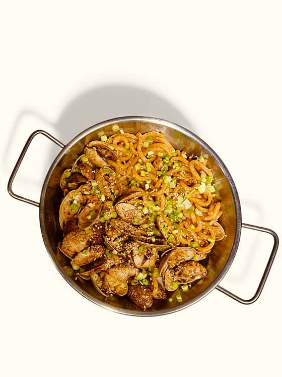 마라 바지락 우동볶음 메뉴 사진(네이버)