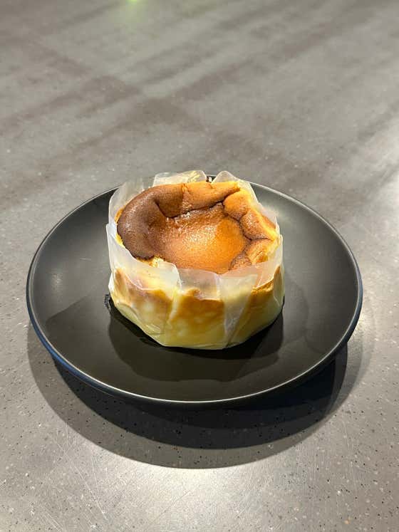 바스크 치즈케이크 메뉴 사진(네이버)