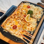 [프랑스식] 대게 갈릭치즈버터구이 메뉴 사진(네이버)