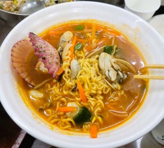 굴짬뽕라면 메뉴 사진(네이버)