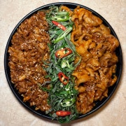 무뼈닭발&오돌뼈 메뉴 사진(네이버)