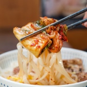 [점심특선] 구이닭 칼국수 메뉴 사진(네이버)