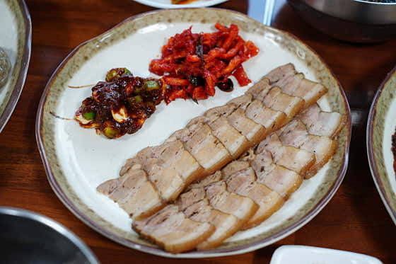 수육 메뉴 사진(네이버)