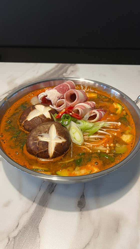 차돌 된장 술국 메뉴 사진(네이버)