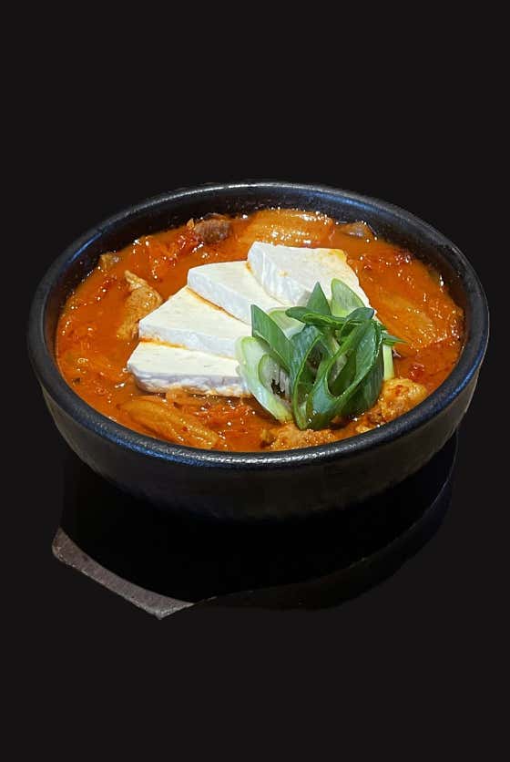 숙성된 고기김치찌개 메뉴 사진(네이버)