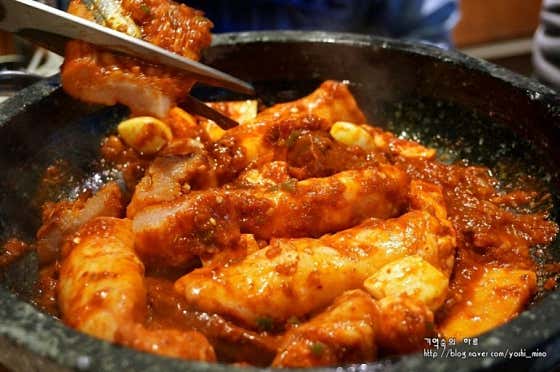 돌판양념구이 메뉴 사진(네이버)