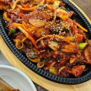 철판제육볶음 메뉴 사진(네이버)