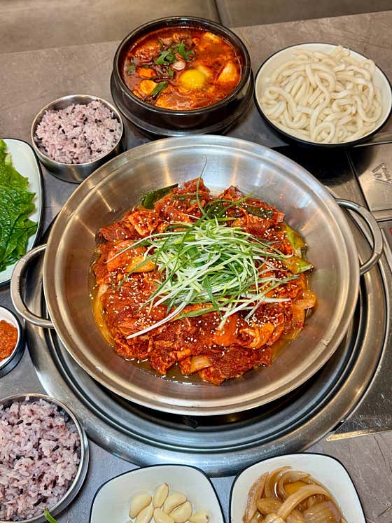 (평일점심특선) 두루치기 무제한 세트 메뉴 사진(네이버)