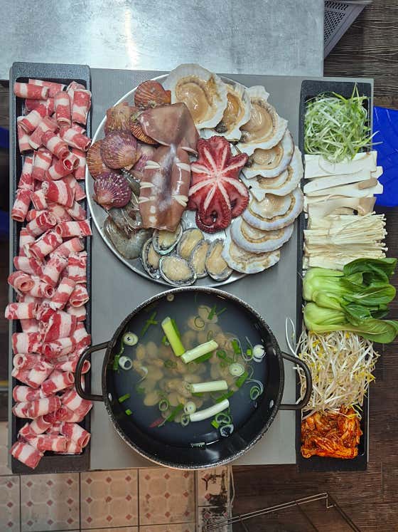 윤식당&해물이야기 · 네이버 지도·플레이스 2