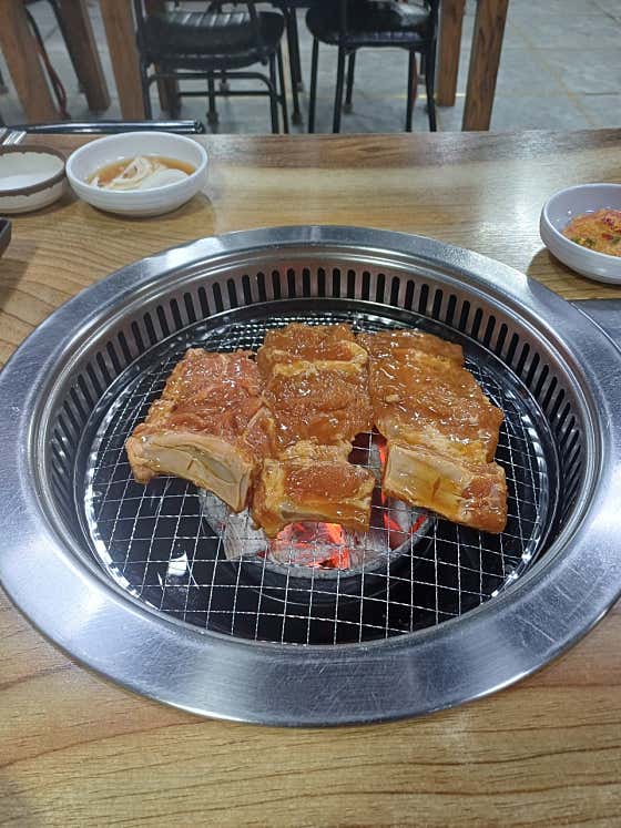 고향숯불갈비 · 네이버 지도·플레이스 4