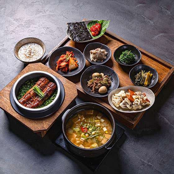 민물장어 솥밥 정식 메뉴 사진(네이버)