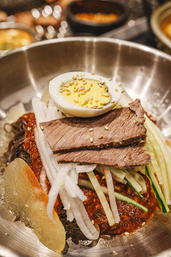 궤네깃도 물비빔 냉면 메뉴 사진(네이버)