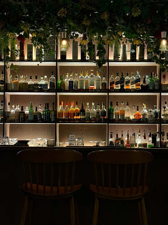 바이더글라스 · 네이버 지도·플레이스 2