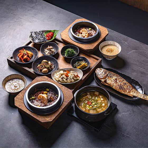 보리굴비 + 영양솥밥 (2인SET) 메뉴 사진(네이버)