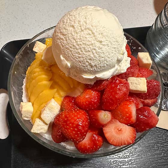딸망빙수(딸기+망고) 메뉴 사진(네이버)