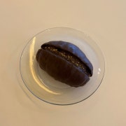 두바이초코소금빵 메뉴 사진(네이버)