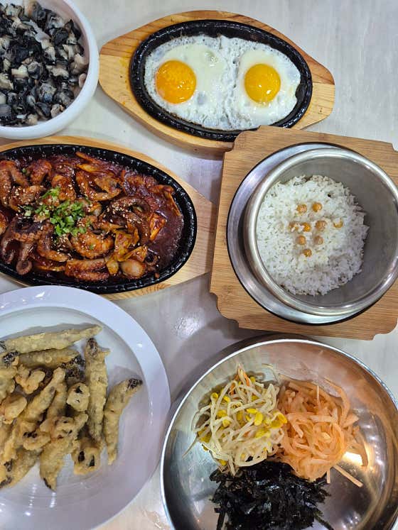 우렁쭈꾸미추어정식1인분 메뉴 사진(네이버)