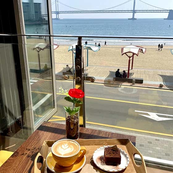 비엔나커피 광안리점 · 네이버 지도·플레이스 5