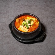 묵은지 한돈 김치찌개 메뉴 사진(네이버)