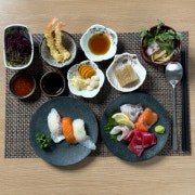 런치정식 메뉴 사진(네이버)