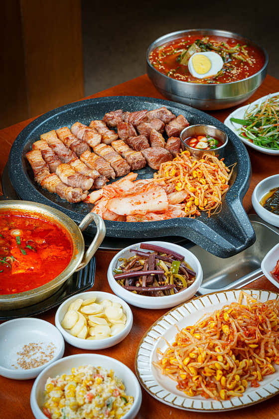 연동 골목집 흑돼지전문점 · 네이버 지도·플레이스 2