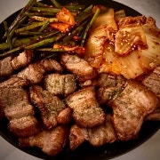 맥반석 삼겹살 플레이트 메뉴 사진(네이버)