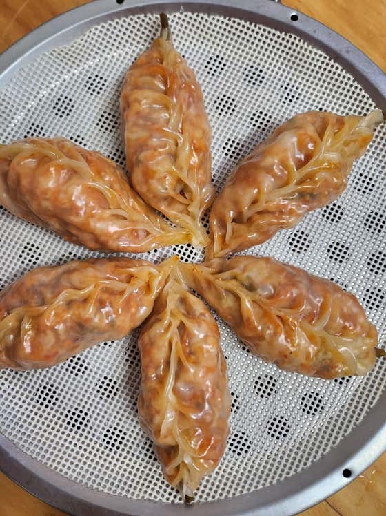 통 지고추만두 메뉴 사진(네이버)