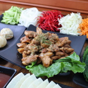 닭고기 야채쌈 메뉴 사진(네이버)