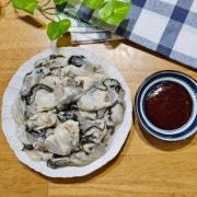 싱싱한 통영생굴(계절) 메뉴 사진(네이버)